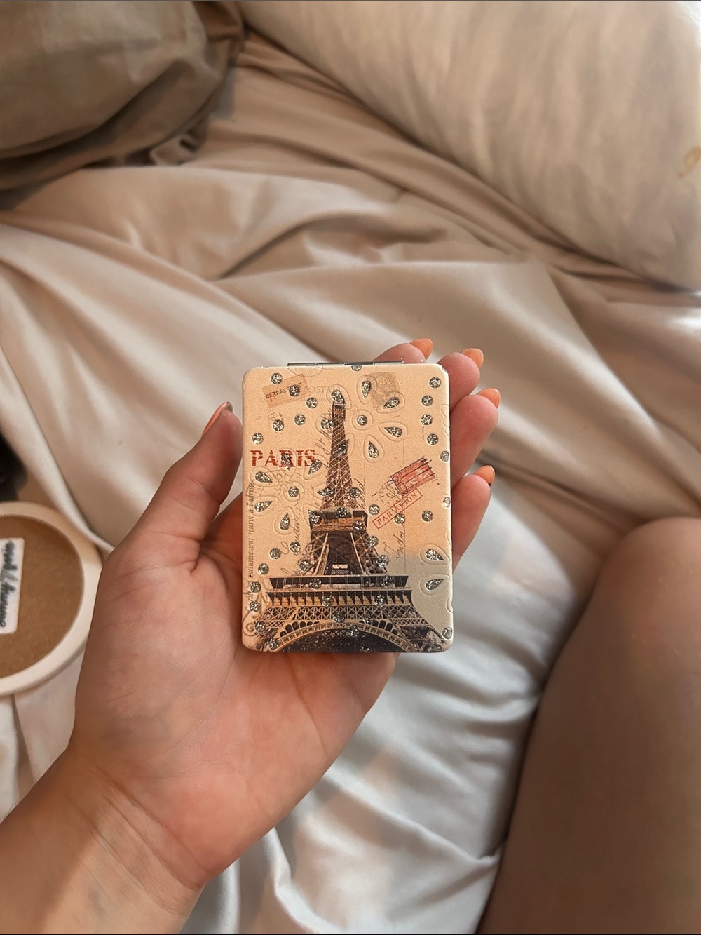 Eiffel Tower Compact Mirror - Beige Pink Design